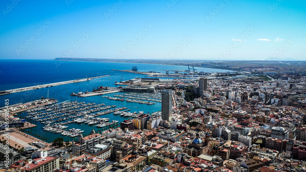Fototapeta premium Alicante is a port city on Spain’s southeastern Costa Blanca.