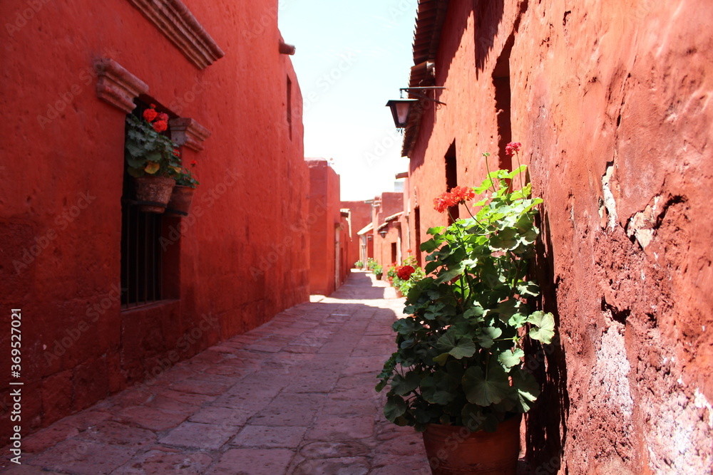 Calles color ladrillo del convento de Santa Catalina, Arequipa, Perú