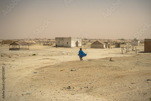 Person in the desert, Mauretania