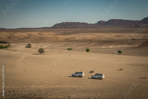 cars on namibian roads, Purros Canyon, Namiia