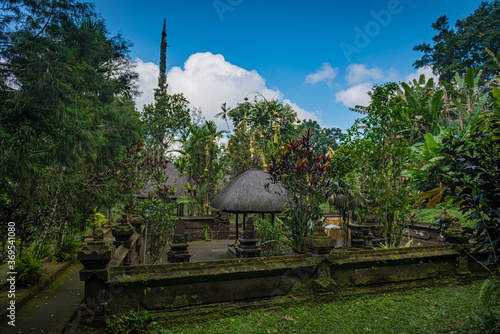 Pura Luhur Batukaru temple photo