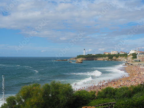 Fototapeta Naklejka Na Ścianę i Meble -  Beach plage Biarritz villa et phare