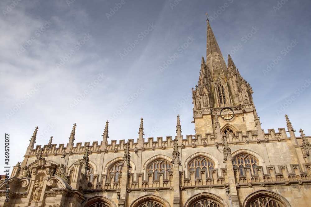 Fototapeta premium architecture and buildings around the university town of oxfordshire in england