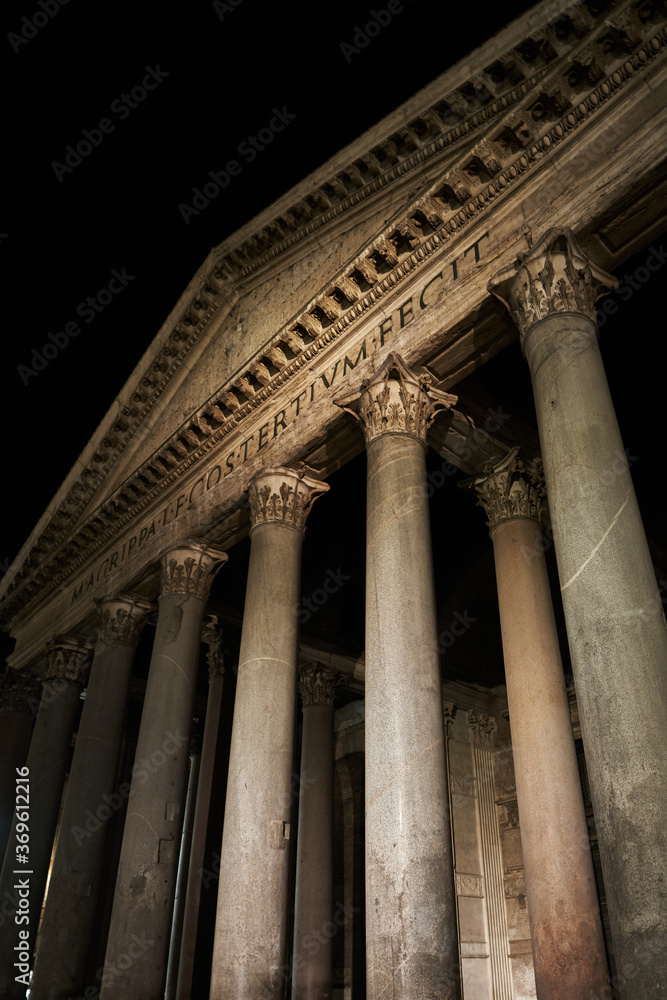 Agrippa Pantheon in Rome at night