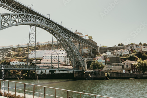 puente de la ciudad de Oporto © Antonio
