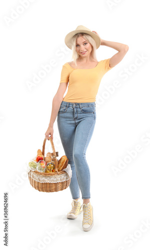 Young woman with food for p...