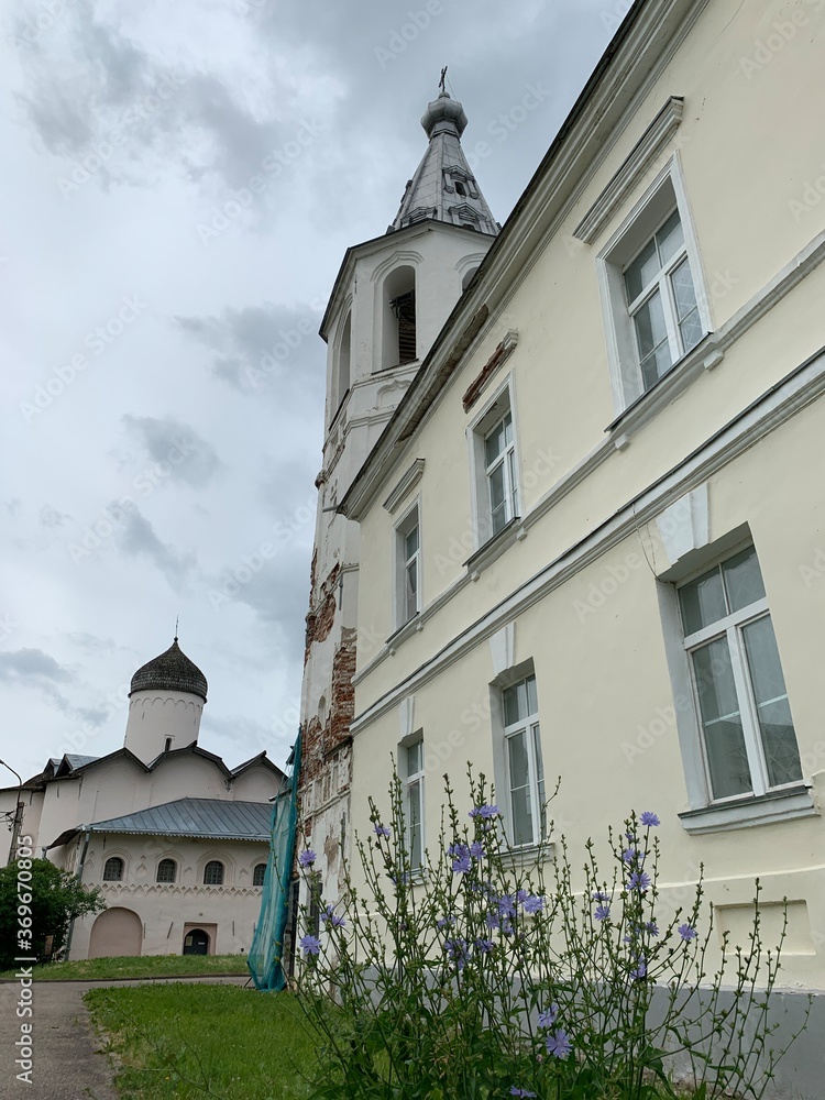 Fototapeta premium White russian orthodox church