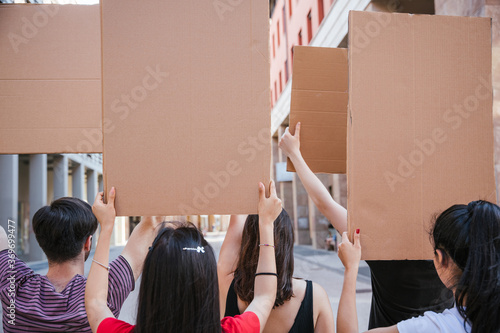 Konstfotografi Group of young people during a peaceful demonstration in the city in summer - Mi