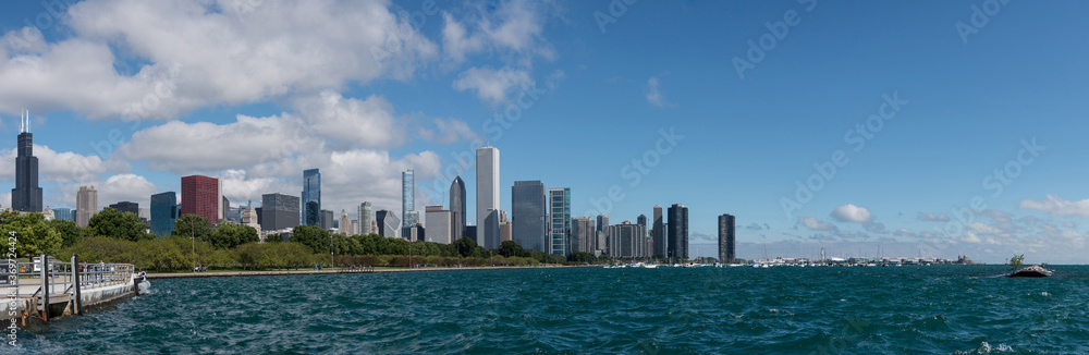 Fototapeta premium Panoramic of downtown Chicago