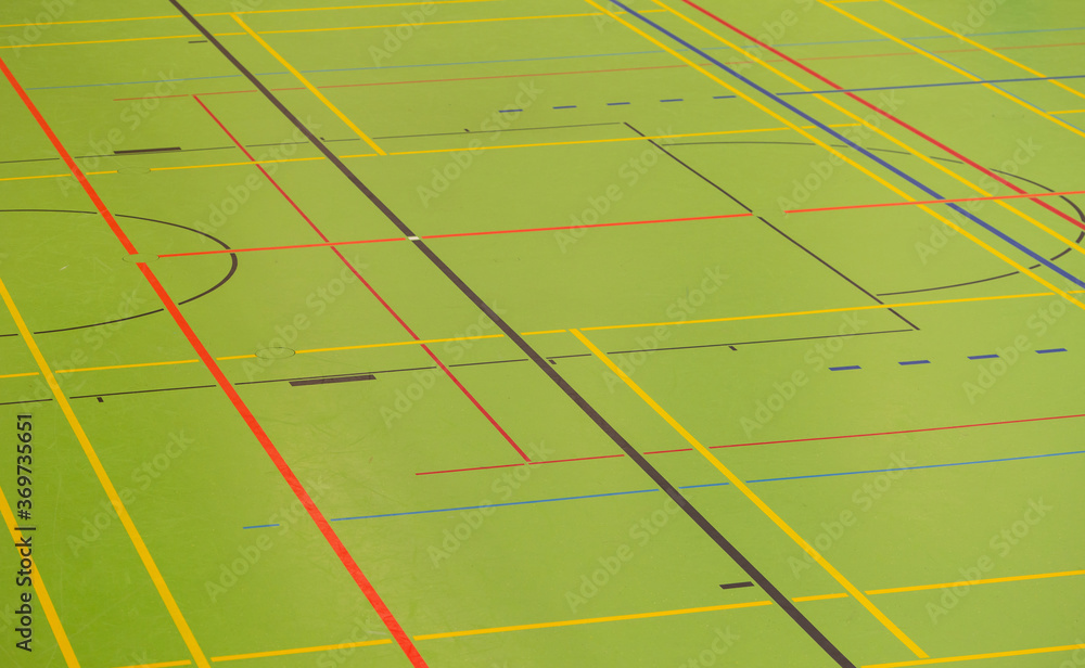 Foto de Hallenboden in einer Sporthalle mit diversen Linien do Stock