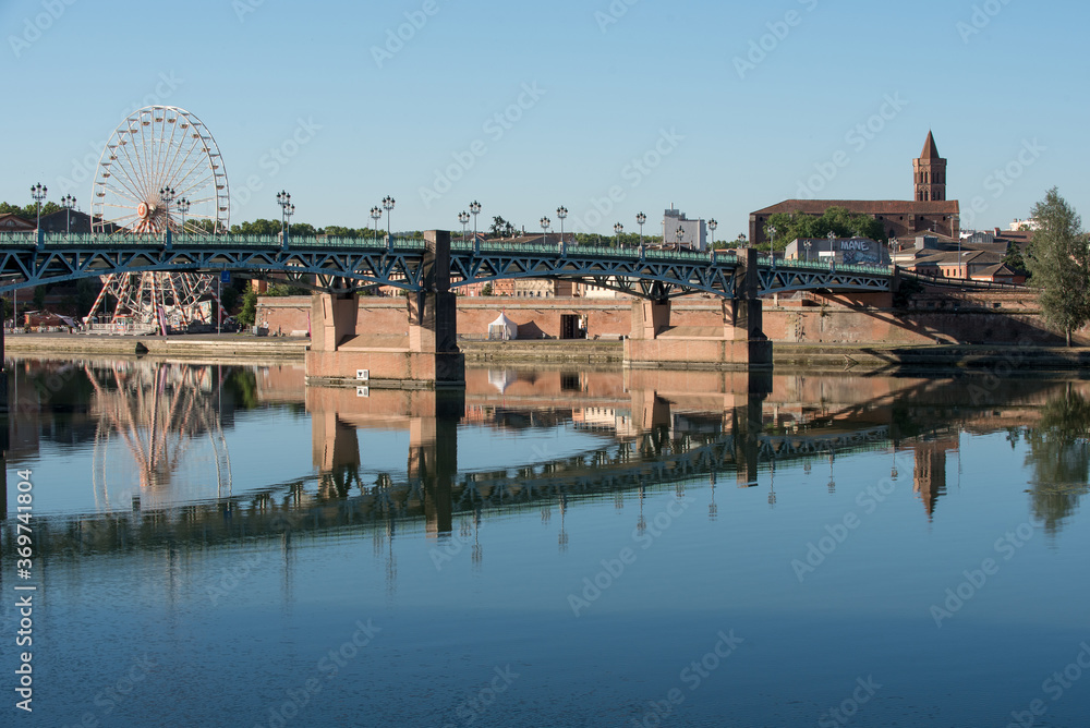 Pont au-dessus de la Garonne à Toulouse