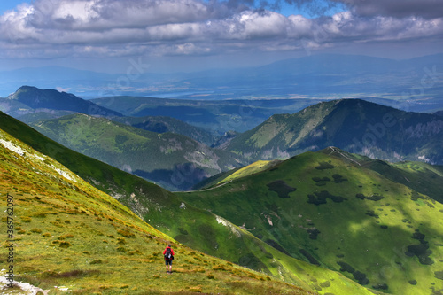 Fototapeta Naklejka Na Ścianę i Meble -  Góry i Człowiek - Turystyka, Tatry