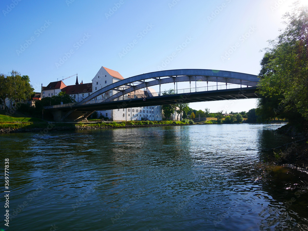 Straubing, Deutschland: Brücke vor dem Schloss