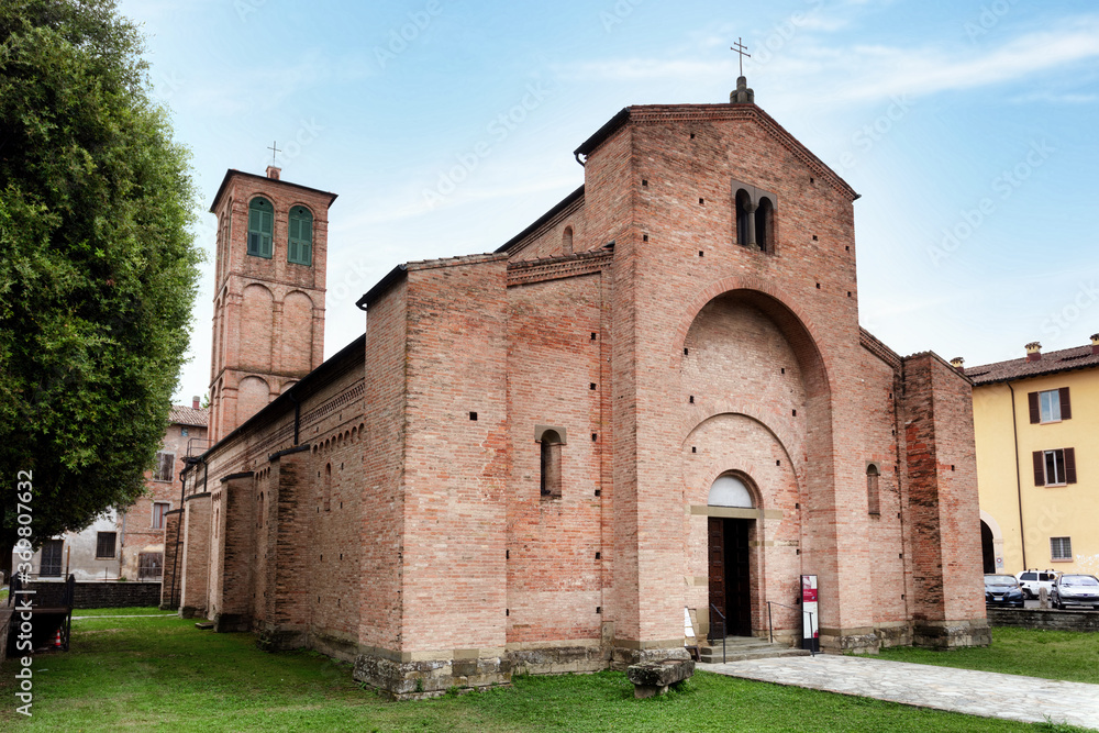 Parish church of San Cesario, Modena