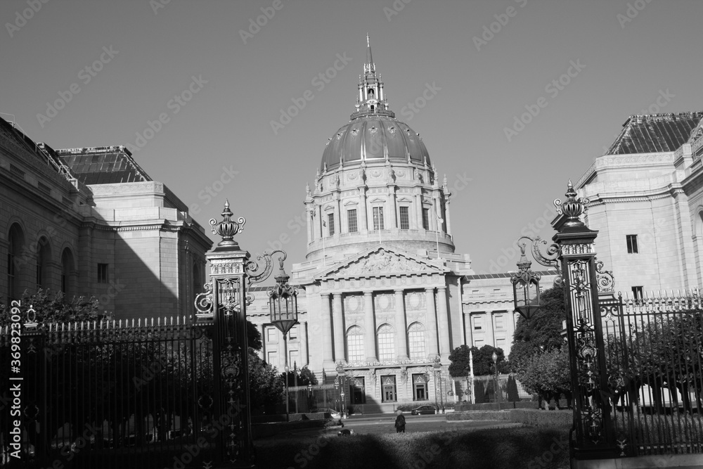City Hall of San Francisco in black and white, monochrome, California, USA, United States, America.