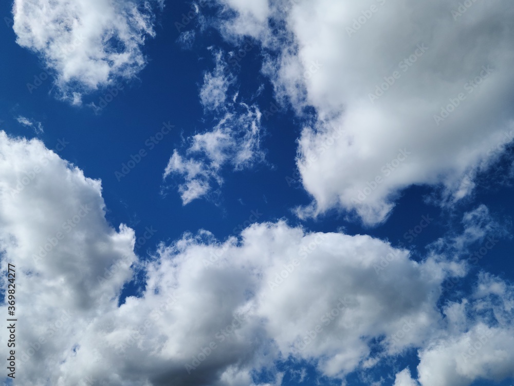 Fototapeta premium blue sky and clouds