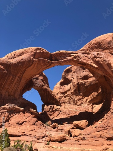 Red rock arch 