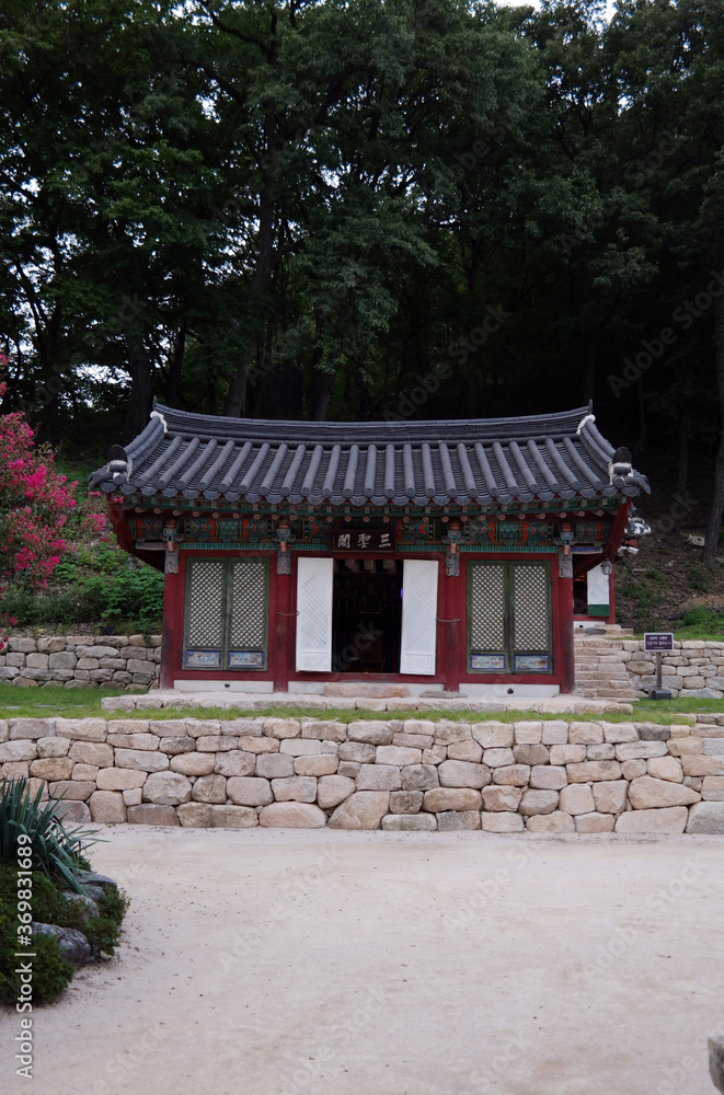 Fototapeta premium South Korea Oarsa Buddhist Temple
