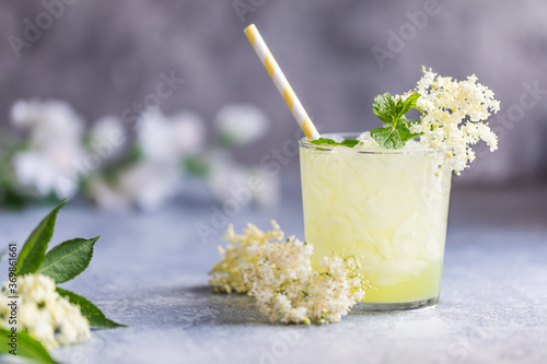 Lemonade with lemon lime and elderberry flowers