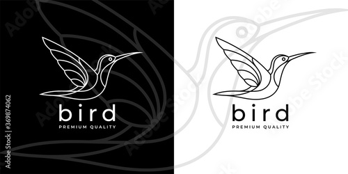 Hummingbird line icon template. Modern linear bird logo concept. Spring beauty brand identity illustration. Beautiful minimalist nature label vector design.