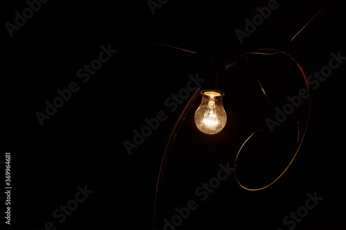 Wallpaper Mural The light bulb on curved post Torontodigital.ca