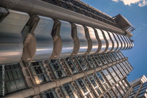 Obraz na płótnie Looking up at the Lloyds of London building in the City of London