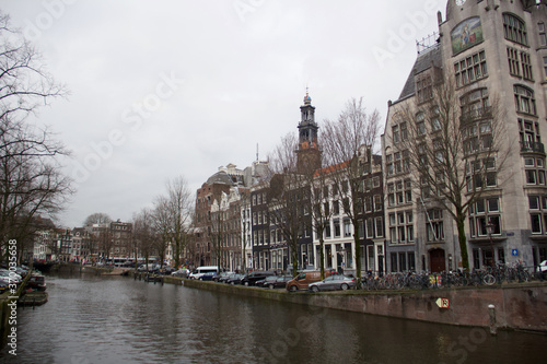 Amsterdam day and night © aydok
