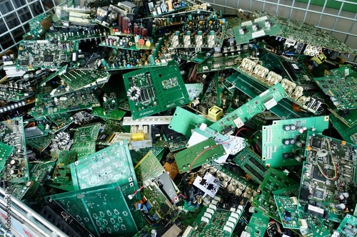 基盤廃棄ーリサイクル、レアメタル-レアアースのエントロピー