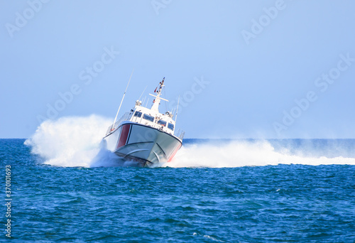 Coast Guard patrol boat rushing to the rescue © muratart