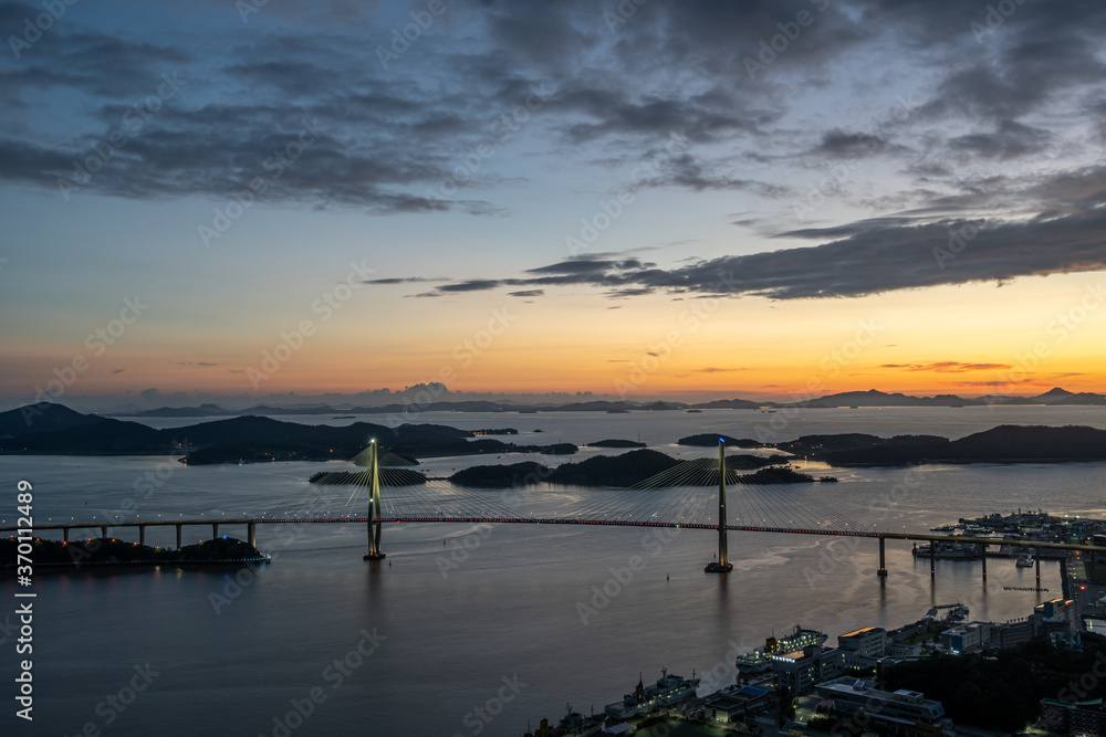 Fototapeta premium Mokpo Bridge after Sunset