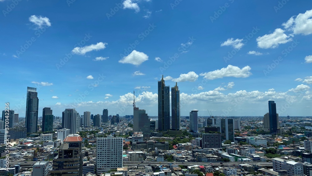 Obraz premium Bangkok city skyline from high angle viewpoint