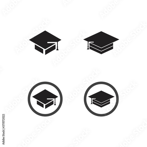 toga cap logo