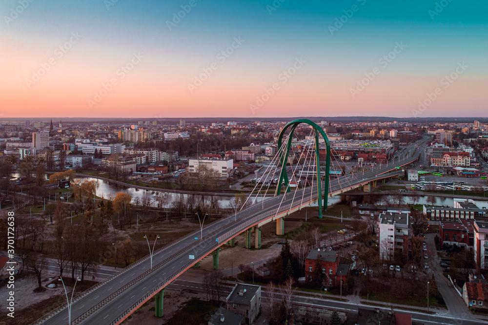 Most uniwersytecki