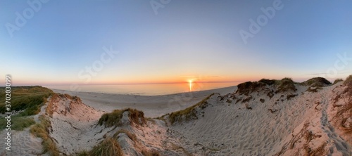 Obraz na plátně Sunset on the Skagen Beach