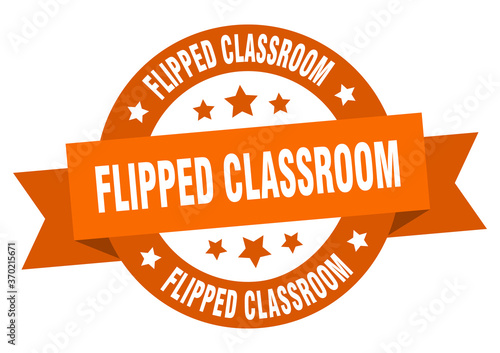 flipped classroom round ribbon isolated label. flipped classroom sign