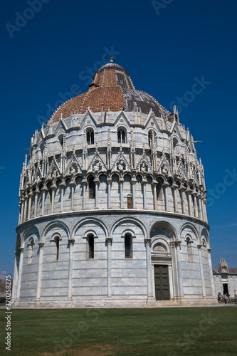 The Baptistery of St. John, Piazza del Duomo (Cathedral Square) also known as Piazza dei Miracoli (Square of Miracles), Pisa, Tuscany, Italy
