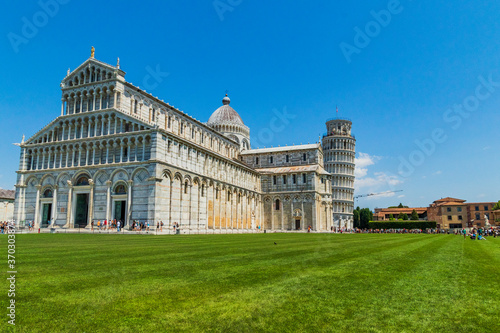 Various views of the leaning tower of Pisa © Kandarp