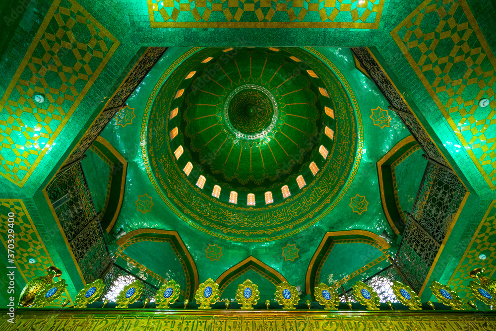 Obraz premium Bibi-Heybat Mosque, Baku City, Azerbaijan, Middle East
