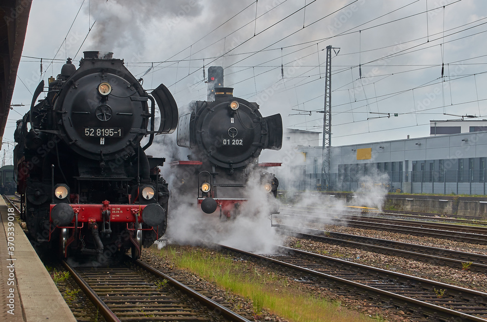 Obraz premium Steamtrain on station