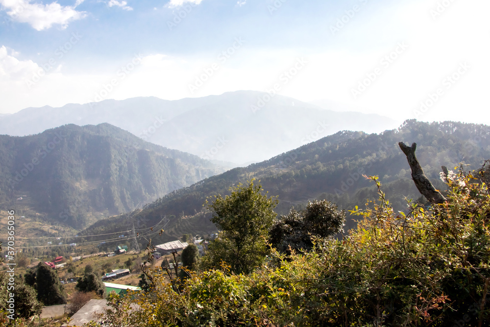 Obraz premium Popular Indian hill station destination - Patnitop, jammu
