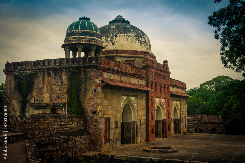 neela gumbad humayun tomb delhi india