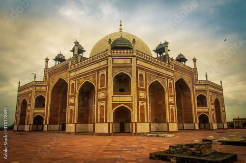 humayun tomb delhi india © SunnyRandhawa