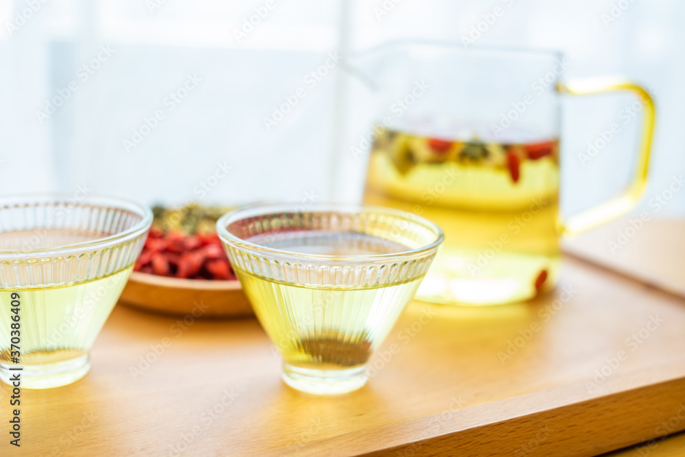 Herbal scented medlar and chrysanthemum tea Herbal scented medlar and chrysanthemum tea