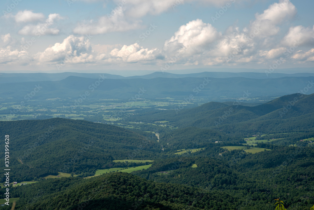 Naklejka premium mountain landscape with clouds