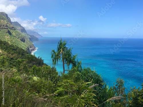 view of the sea and mountains in Hawaii