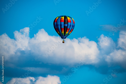 hot air balloon in flight © Gerard