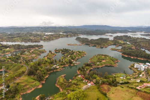 Obraz na płótnie image from above of landscape with lake and islands in Embalse Del Peñol w salonie
