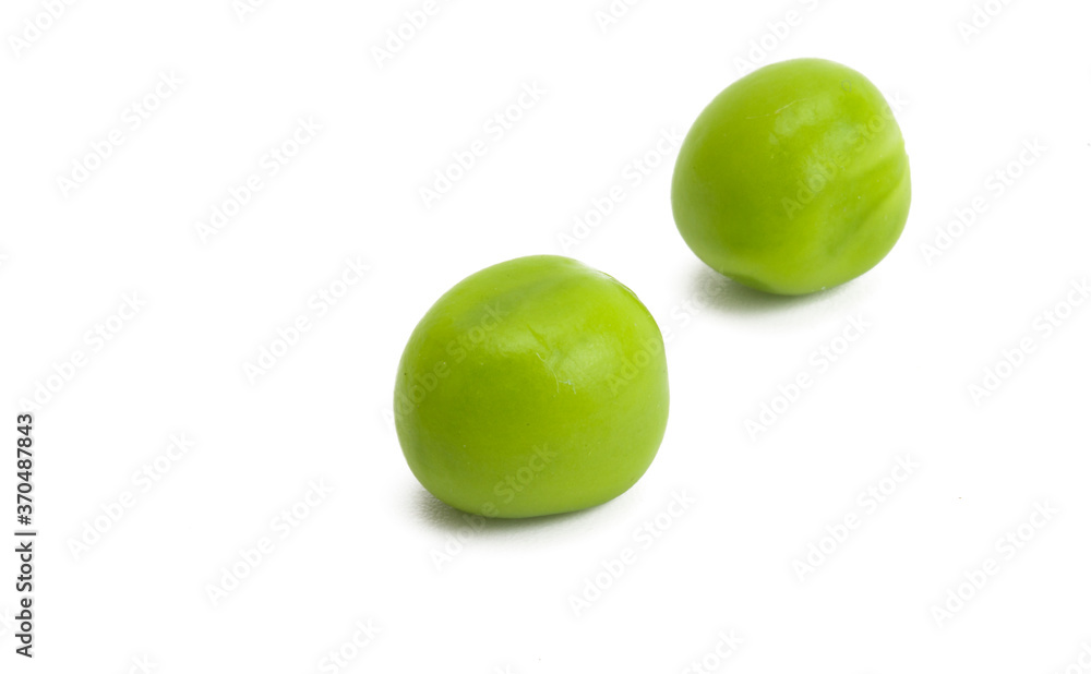 green peas isolated green peas isolated
