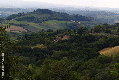 Fototapeta Naklejka Na Ścianę i Meble -  Tuscan Landscape view from the village of San Gimignano
