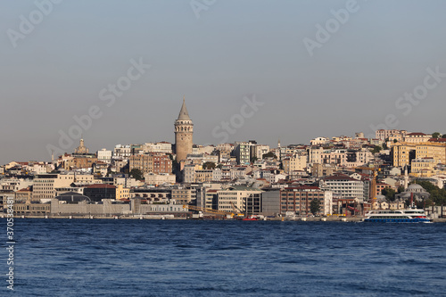 Fototapeta Naklejka Na Ścianę i Meble -  Galata Tower in Istanbul, Turkey